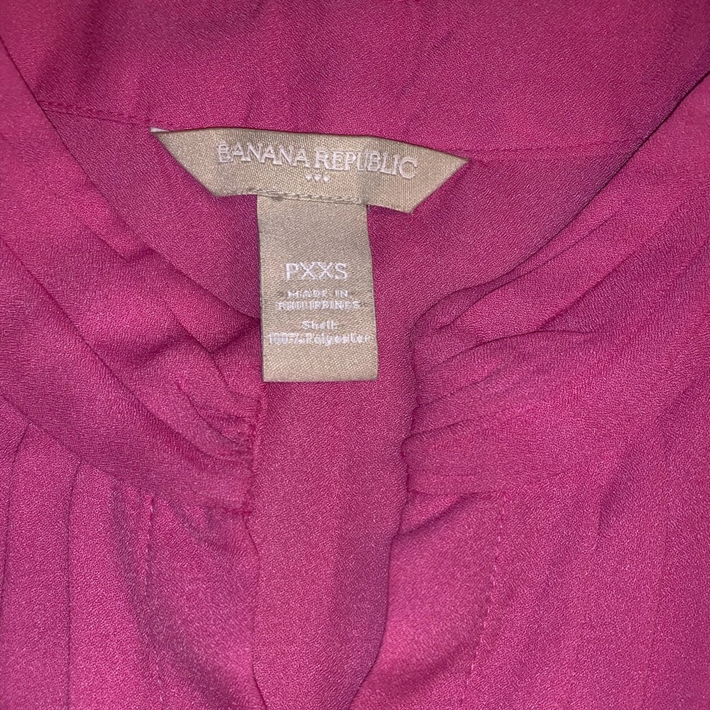 Banana Republic Magenta sleeveless top
